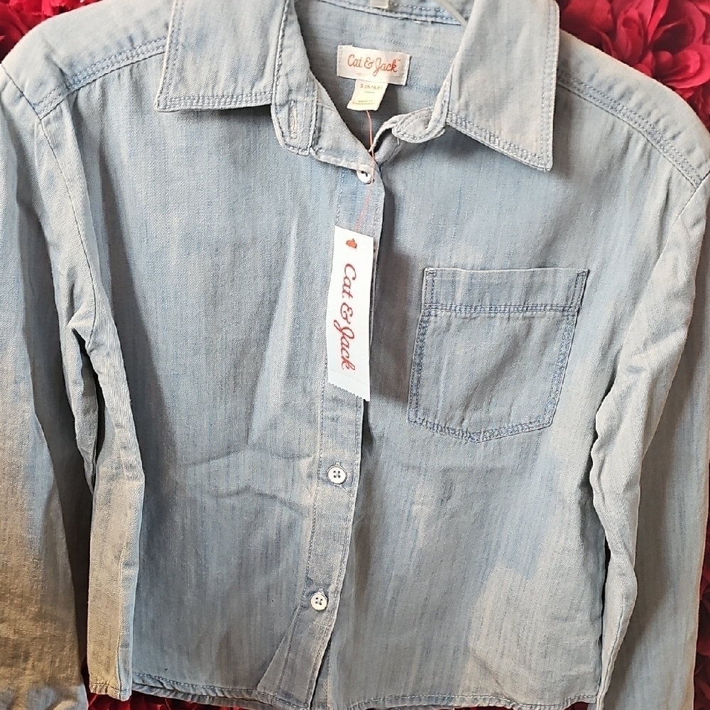 Cat & Jack NWT Girls Light Blue Denim Button Up Shirt Size 6/6X